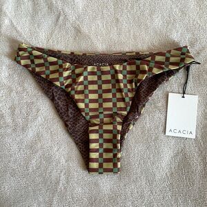 Acacia Zuma bottom in Gaucho, size S